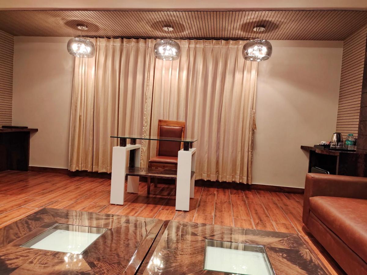 Hotel Suncity Palace Katihār Kültér fotó