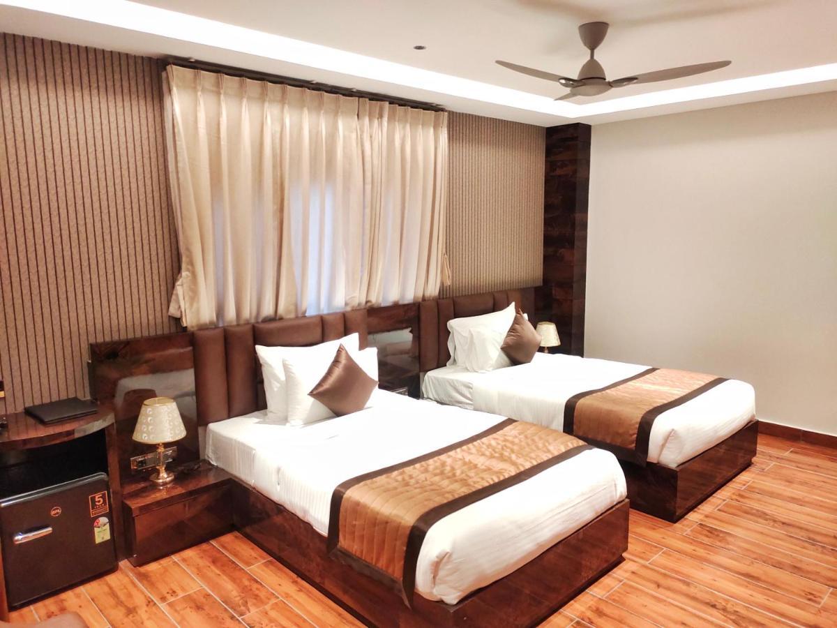 Hotel Suncity Palace Katihār Kültér fotó