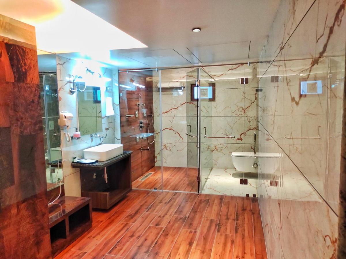 Hotel Suncity Palace Katihār Kültér fotó