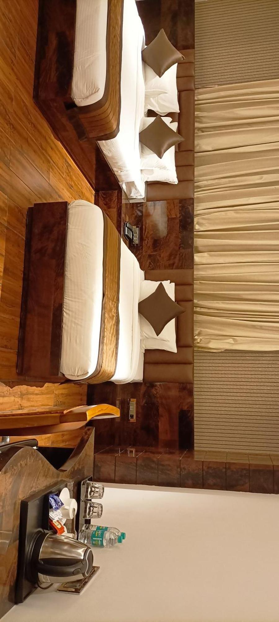 Hotel Suncity Palace Katihār Kültér fotó