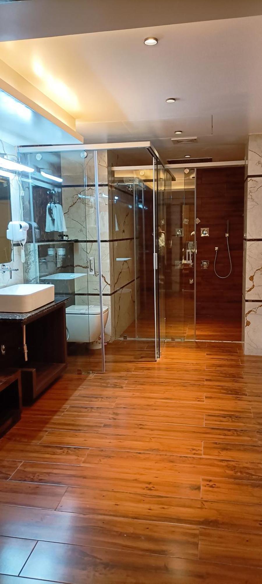 Hotel Suncity Palace Katihār Kültér fotó