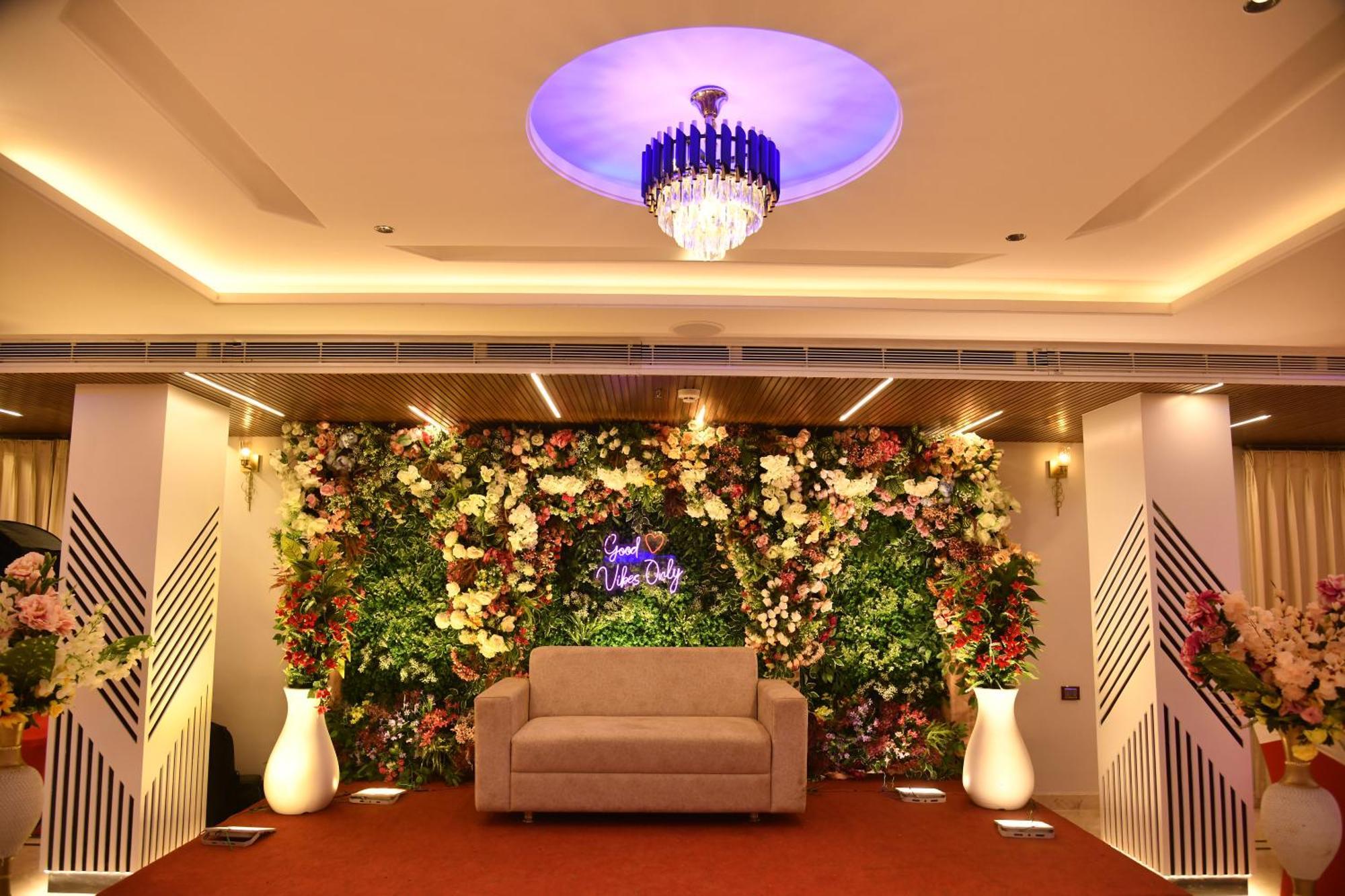 Hotel Suncity Palace Katihār Kültér fotó